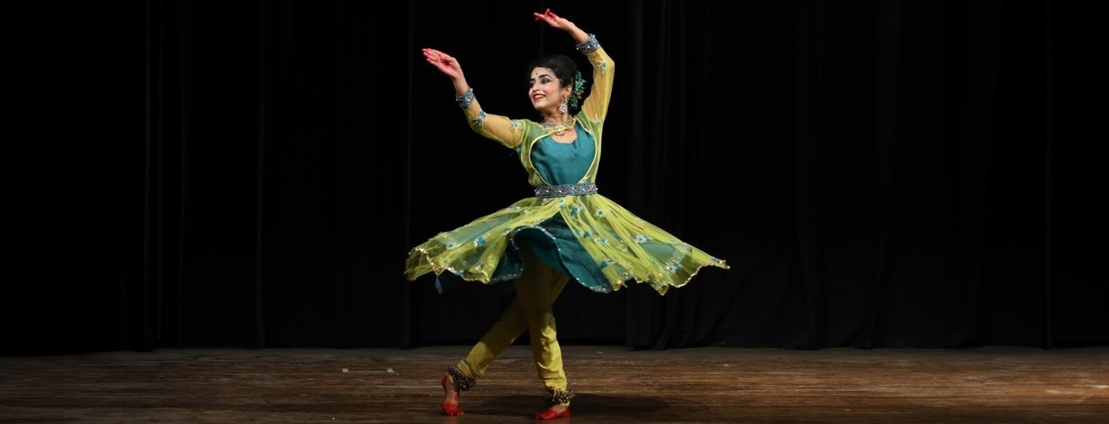 kathak-bg