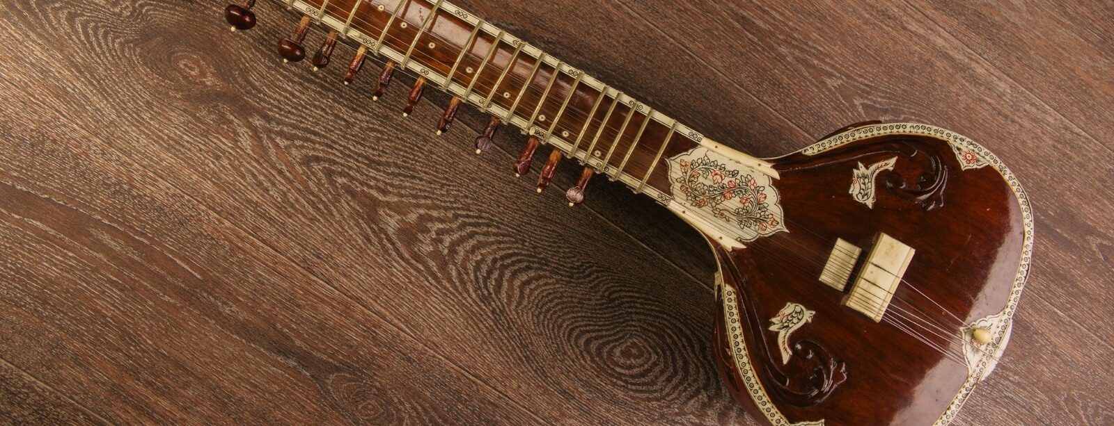 sitar-bg